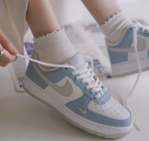 Giay Nike Air Force 1 Low 'Baby Blue' HF0022-400
