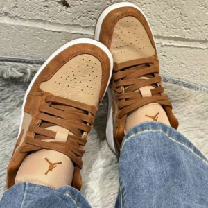 Giay Nike Air Jordan 1 Low SE ‘Brown’ FJ3453-200