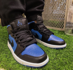 Giay Nike Air Jordan 1 Mid 'Blue Black' DQ8426-042