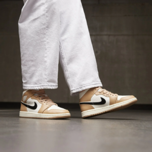 Giay Nike Air Jordan 1 Mid 'Desert' BQ6472‑103