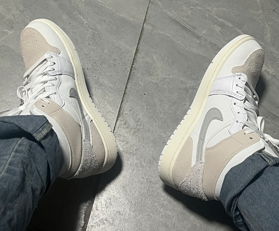 Giay Nike Air Jordan 1 Mid SE Craft ‘White Sail’ DM9652-120