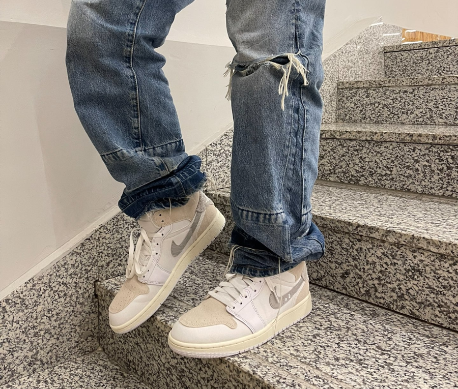 Giay Nike Air Jordan 1 Mid SE Craft ‘White Sail’ DM9652-120