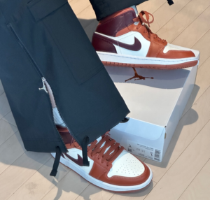 Giay Nike Air Jordan 1 Mid 'Sky J Orange' BQ6472-200