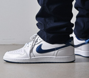Giay Nike Air Jordan 1 Retro Low 85 ‘Metallic Blue’ FB9933-141