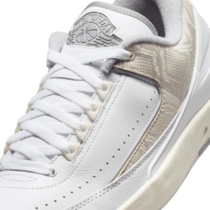 Giay Nike Air Jordan 2 Retro Low 'Python' DV9956-100