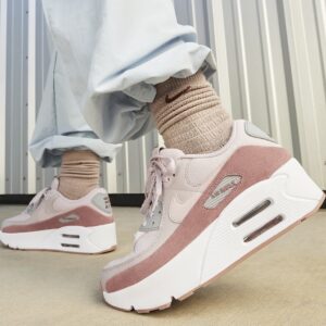 Giay Nike Air Max 90 LV8 'Smokey Mauve' FD4328-001