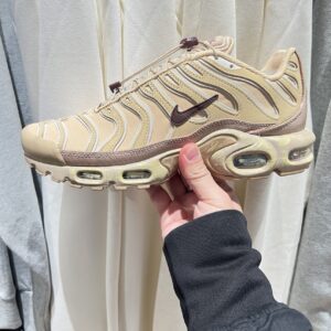 Giay Nike Air Max Plus 'Handcrafted' FZ5049-222