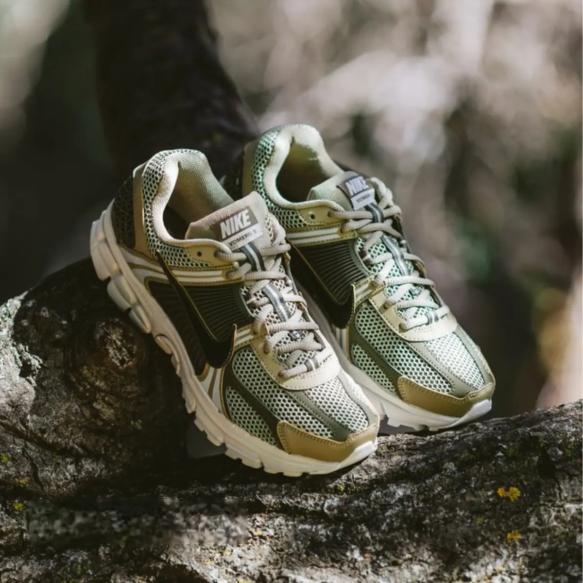 Alternative view of Giày Nike Zoom Vomero 5 'Neutral Olive' FJ1915-200