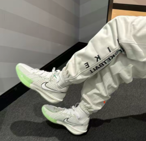 Giay Nike G.T. Cut 3 EP 'Light Bone Sail' DV2918-003