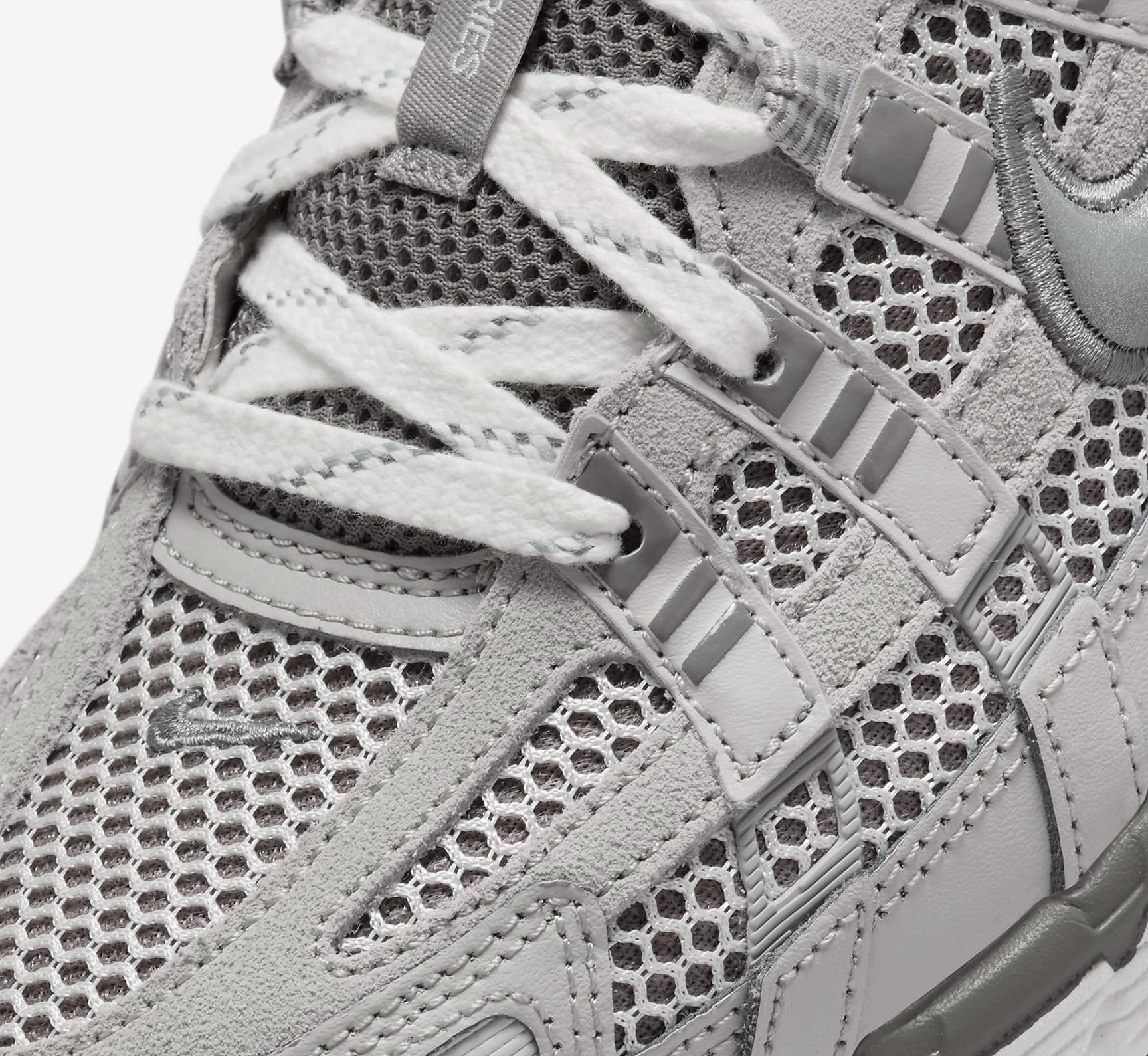 Giay Nike P‑6000 Premium 'Light Iron Ore' FN6837-012