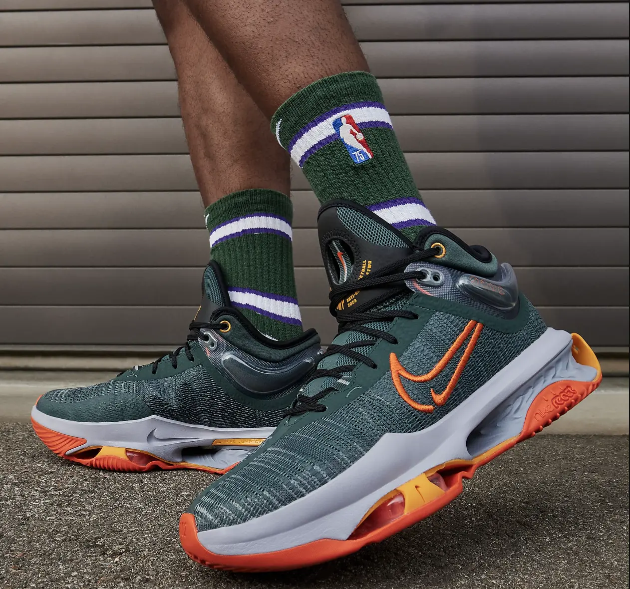 Giay Nike Zoom GT Jump 2 'EST 1972' DJ9431-301