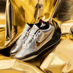 Giay Nike LeBron 21 'All-Star' FJ1530-001