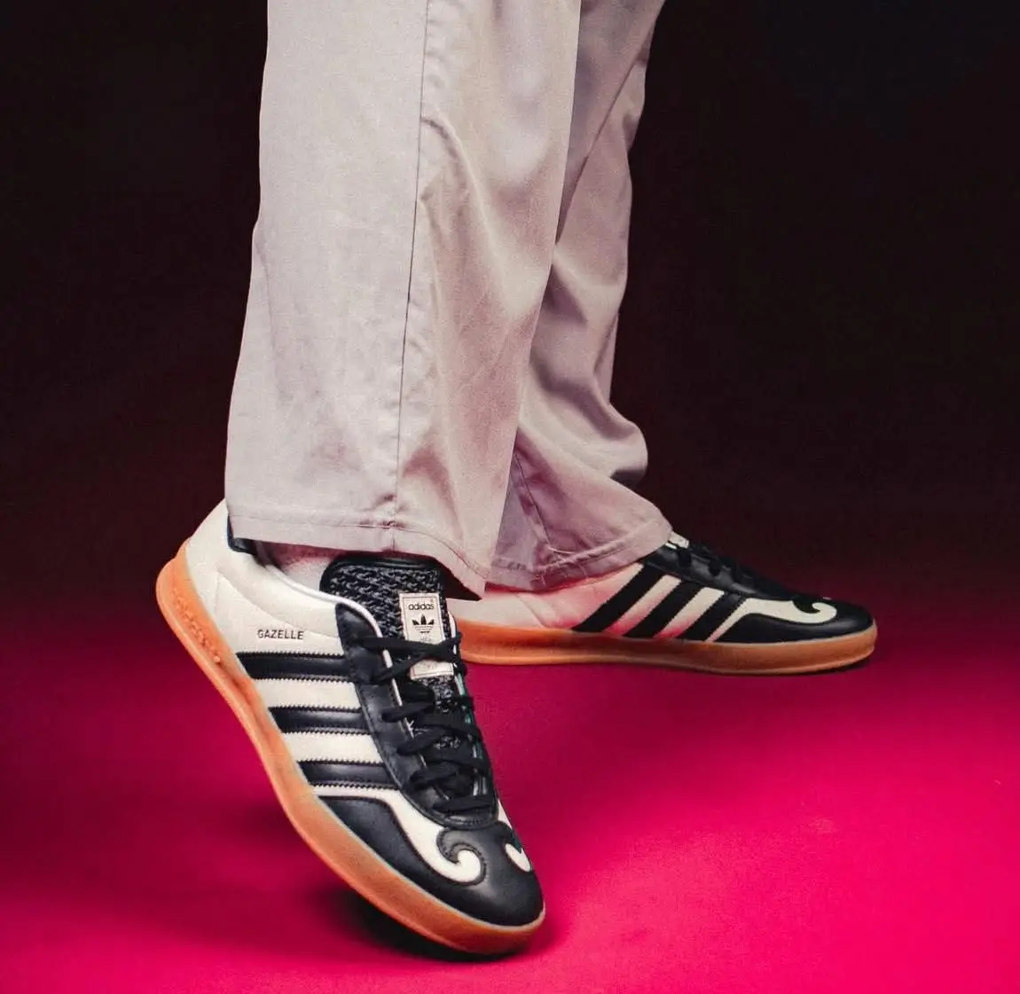 Alternative view of Giày Adidas Gazelle Indoor 'Gatsin White Black' IH9990