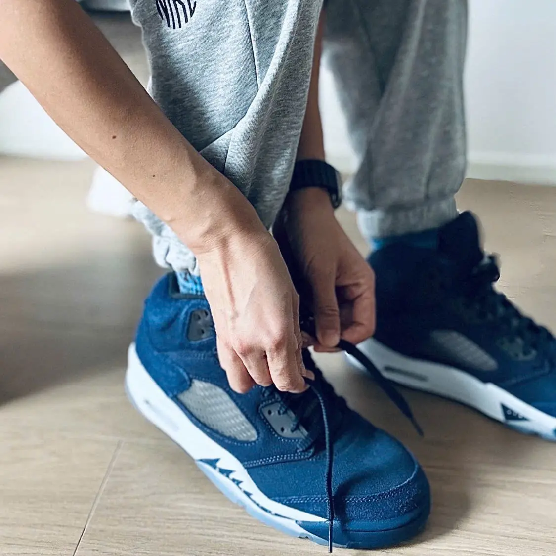 Alternative view of Giày Nike Air Jordan 5 'Midnight Navy' FD6812-400