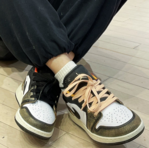 Giay Nike Air Jordan 1 Low SE GS 'Tan' DQ8421-001