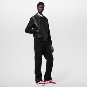 Giay Louis Vuitton LV Trainers 'Red' 1ABLXI