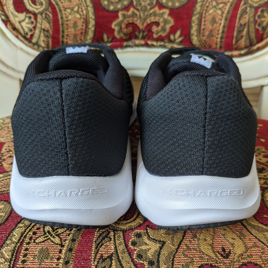 Giay Under Armour Charged Pursuit 3 'Black White' 3024889-001