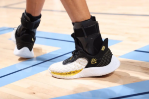 Giay Under Armour Curry Flow 9 'Close It Out' 3025684-103