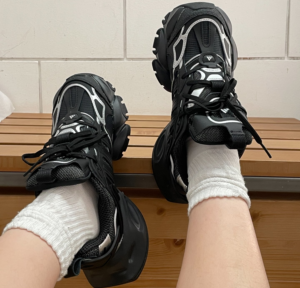 Giay Adidas Vento XLG Runner Deluxe 'Black' IH0070