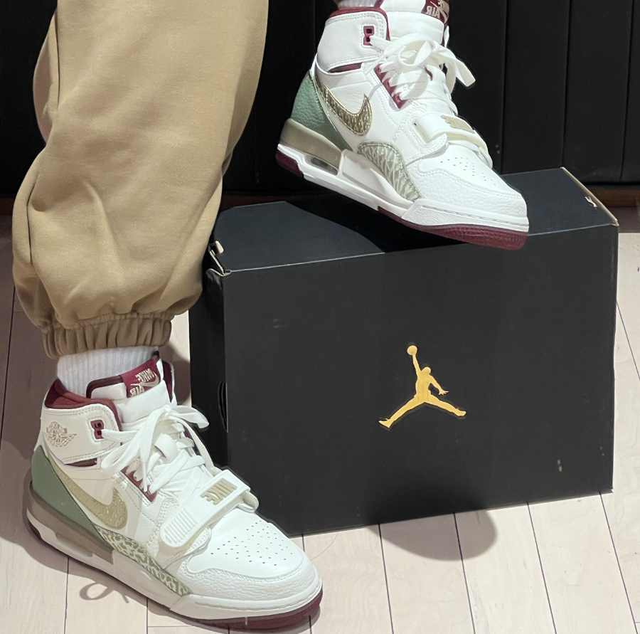 Giay Nike Air Jordan Legacy 312 'Year Of The Dragon' FZ5047‑120