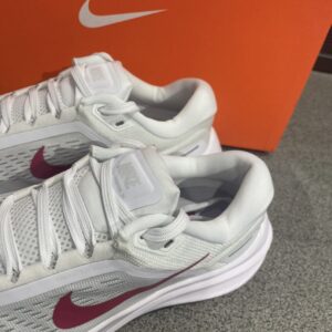 Giay Nike Air Zoom Structure 24 'White Pink' DA8570-103