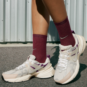 Giay Nike V2K Run Premium 'Light Bone Viotech' HF4305-072