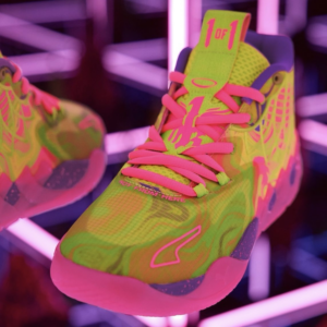 Giay Puma MB.01 'Inverse Toxic' 310437-01