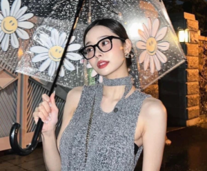 Kinh Gentle Monster South Side N 01 'Black'