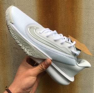 Giay Nike Precision 7 'Light Grey' FN4322-100