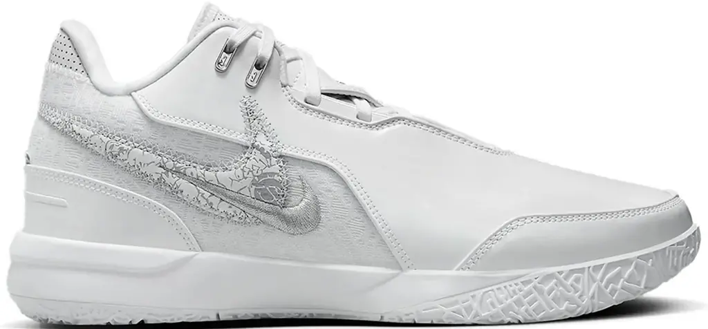 Giay Nike Lebron NXXT Gen Ampd 'White Silver' FJ1567-102