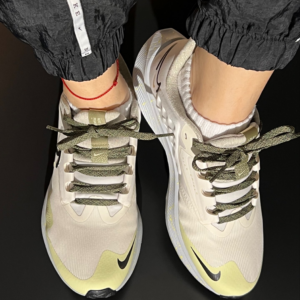 Giay Nike Air Zoom Pegasus 39 Shield 'Pale Ivory Luminous' DO7626-100