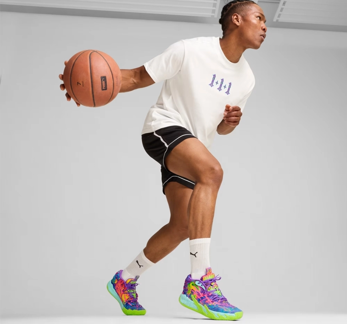 Alternative view of Giày Puma MB.03 'Be You' 379899-01