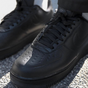 Giay Nike Air Force 1 '07 Pro-Tech 'Triple Black' FB8875-001