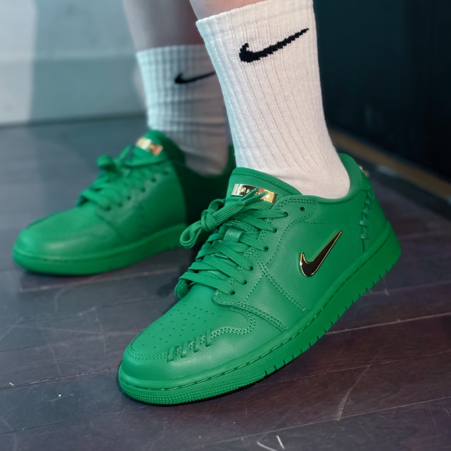 Giay Nike Air Jordan 1 Low 'Method Of Make Lucky' FN5032-300