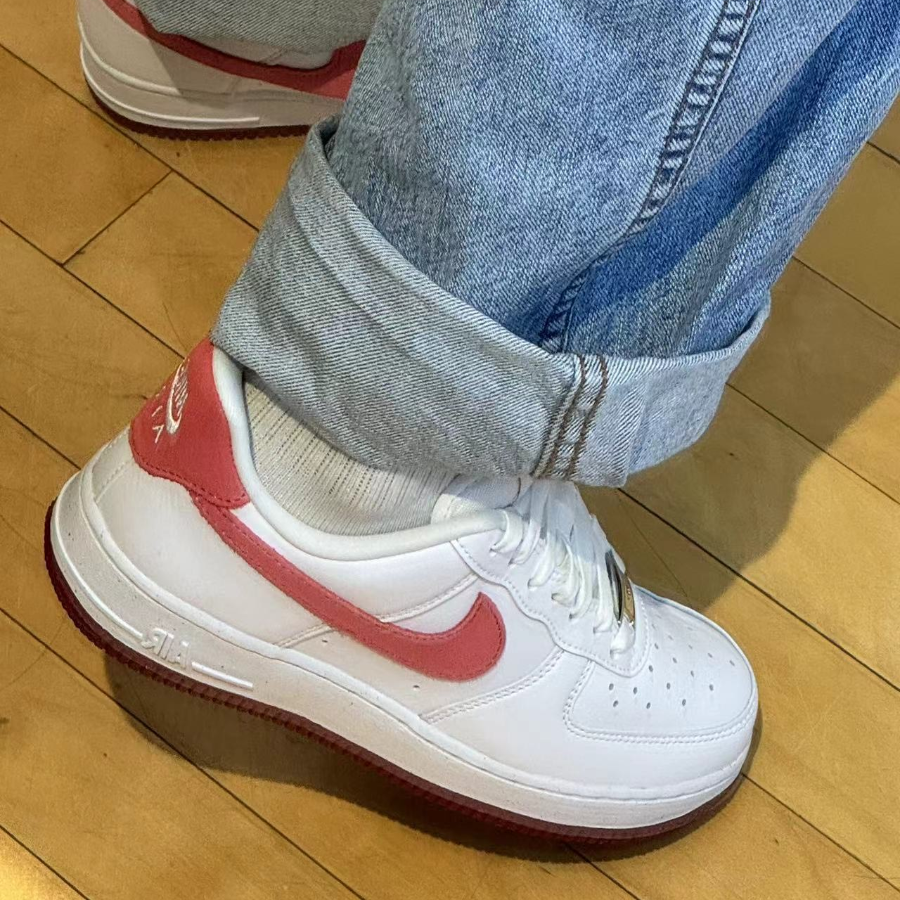 Giay Nike Air Force 1 Low 'Valentine' FQ7626-100