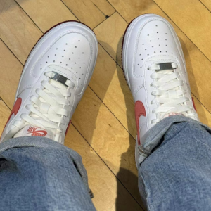 Giay Nike Air Force 1 Low 'Valentine' FQ7626-100