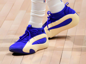 Giay Adidas Harden Vol 8 'Blue Fusion' IE2697