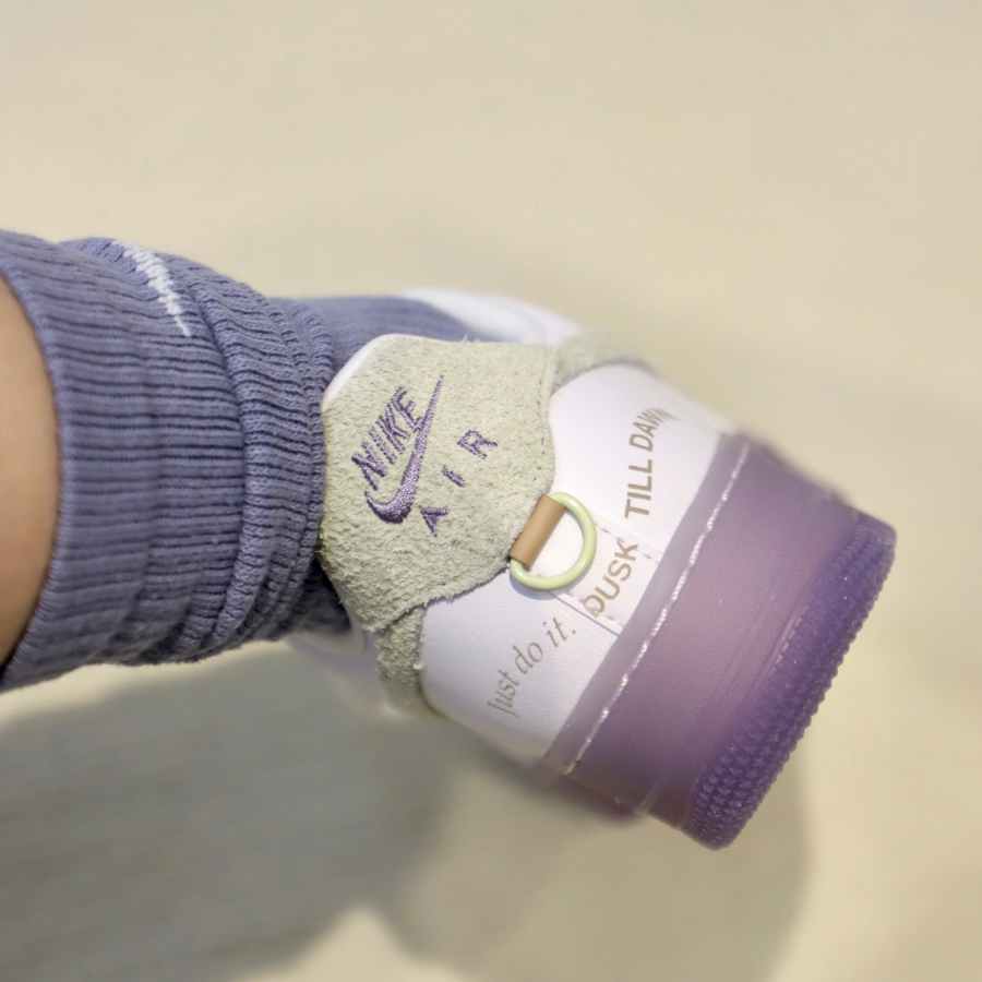 Giay Nike Air Force 1 '07 LX 'Dusk Till Dawn' HF5719-139