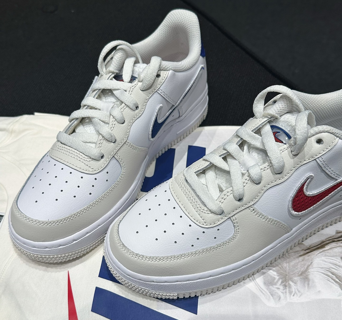 Giay Nike Air Force 1 LV8 GS 'Since 1972' HF5744-146