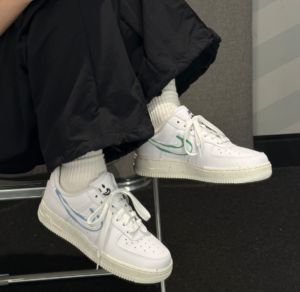 Giay Nike Air Force 1 Low 'Neon Paint' HF5721-111