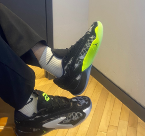 Giay Nike Air Jordan Luka 2 'Black Volt' DX8733-017