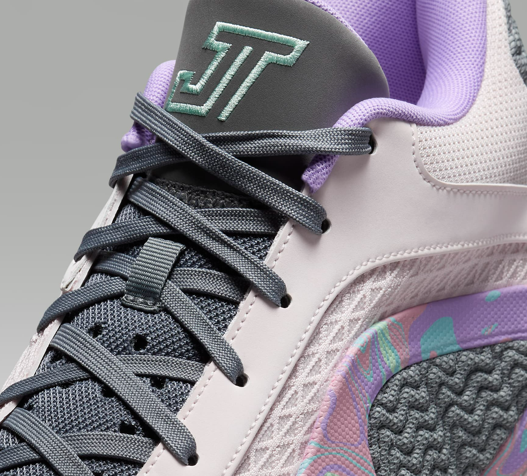 Giay Nike Air Jordan Tatum 2 'Sidewalk Chalk' FZ2202-600