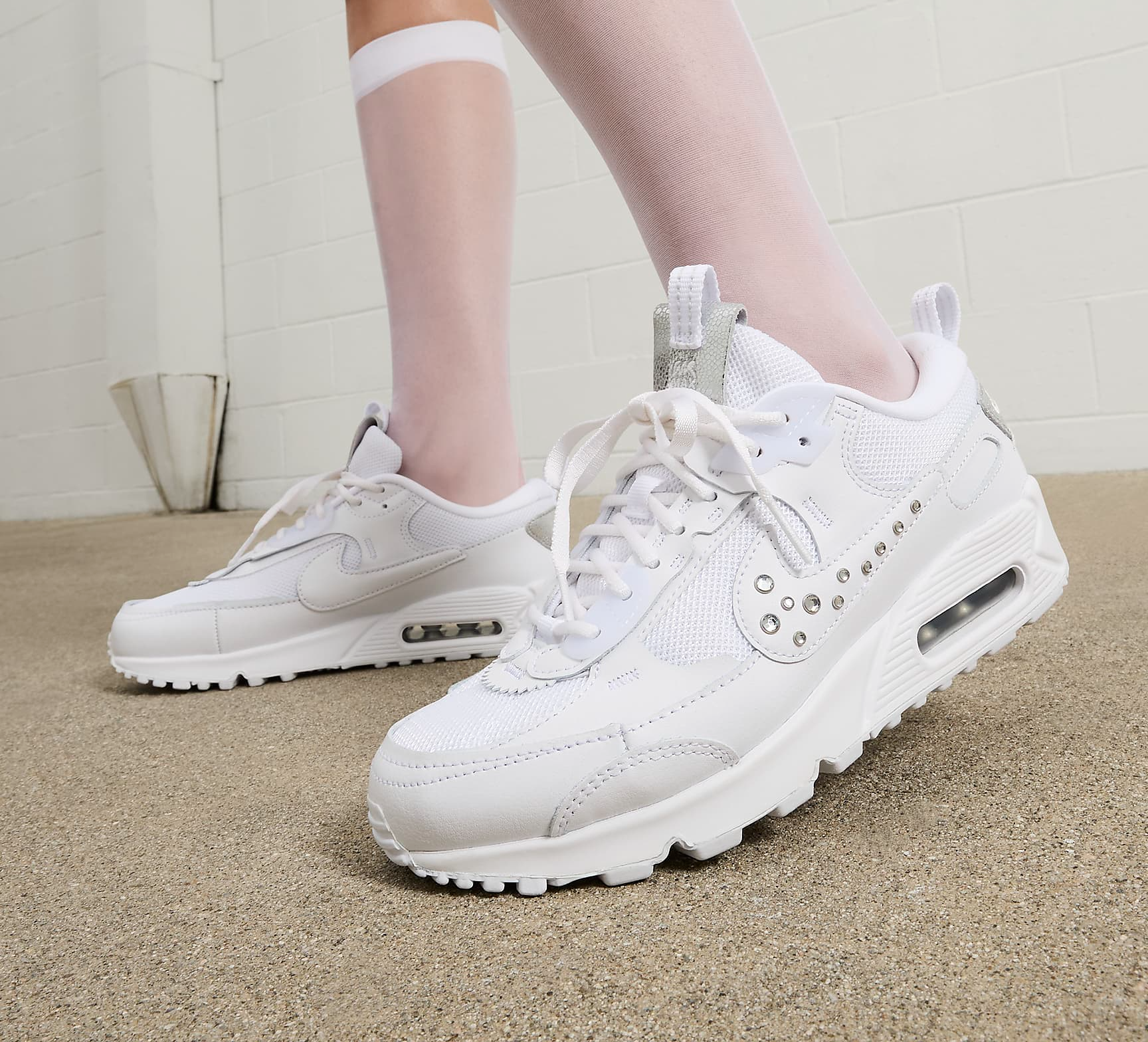 Giay Nike Air Max 90 Futura 'Metallic Silver' FQ8888-100