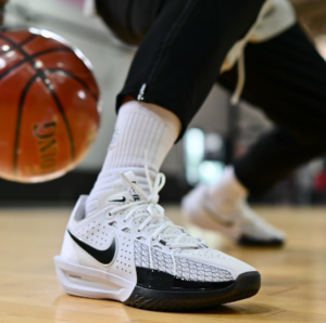 Giay Nike G.T. Cut 3 'Panda' DV2913-102