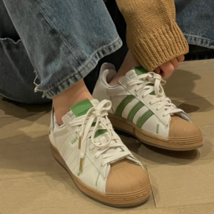 Giay Adidas Superstar x Melting Sadness 'Karoro' H06342