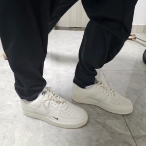 Giay Nike Air Force 1 '07 'Sail Black' HF1058-133