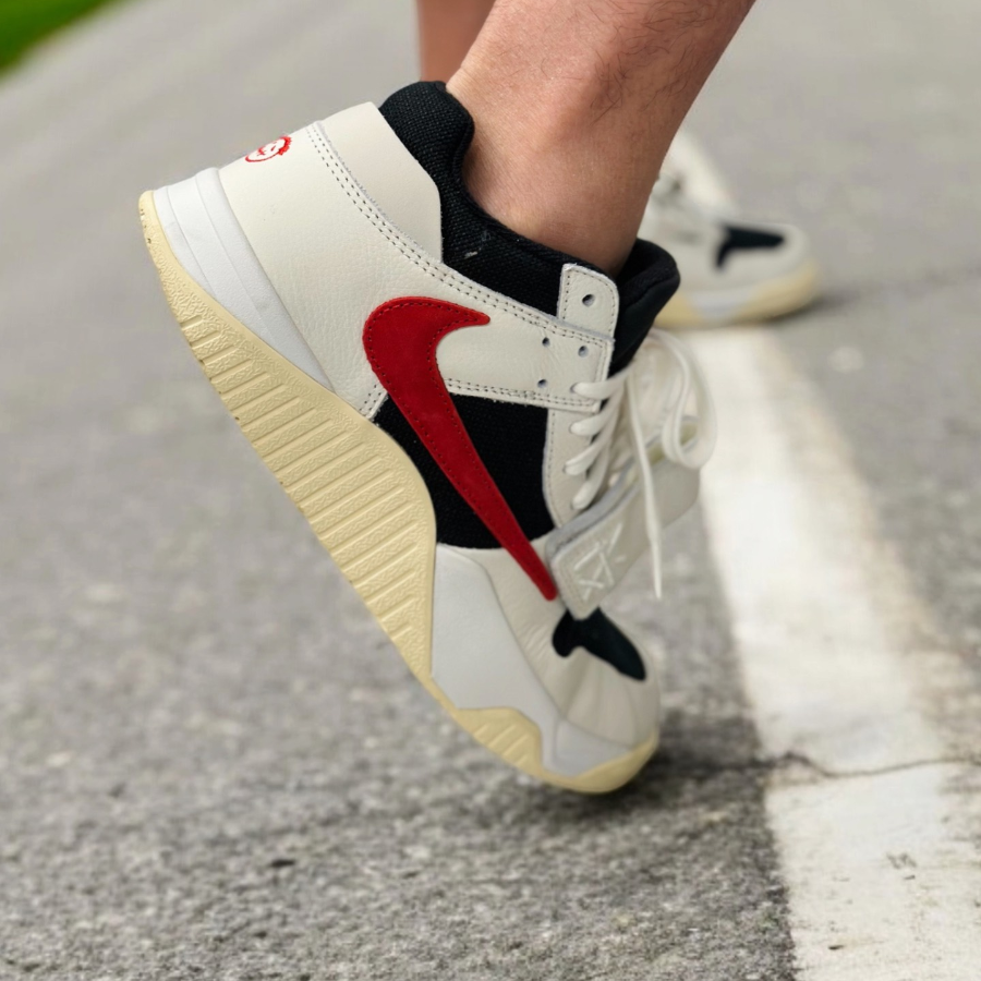 Giay Nike Air Jordan Jumpman Jack x Travis Scott 'University Red' FZ8117-101