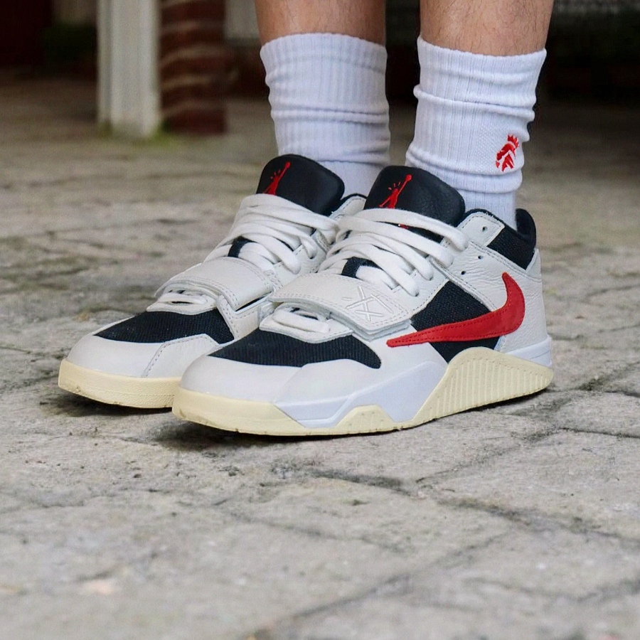 Giay Nike Air Jordan Jumpman Jack x Travis Scott 'University Red' FZ8117-101