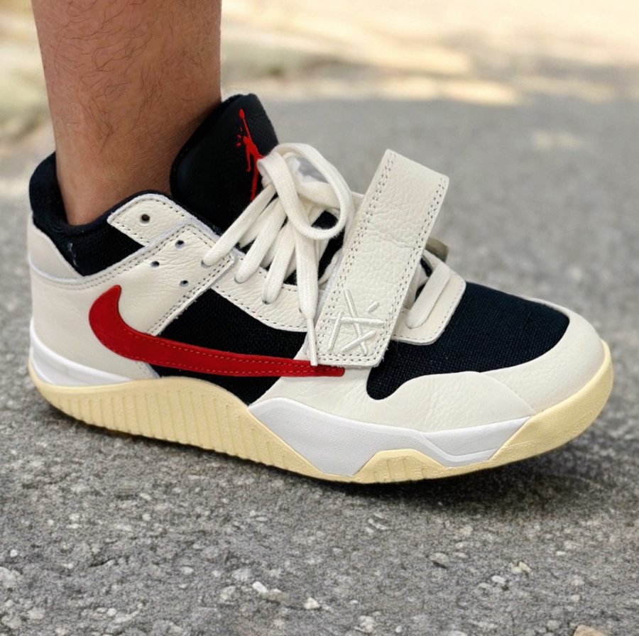 Giay Nike Air Jordan Jumpman Jack x Travis Scott 'University Red' FZ8117-101