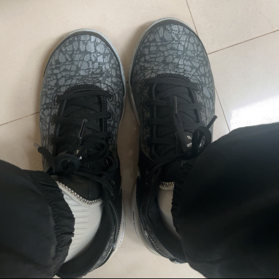 Giay Nike Zoom LeBron NXXT Gen 'Black Wolf Grey' DR8784-005